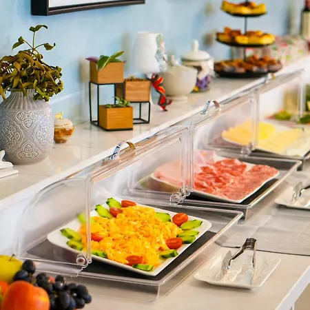 Szálloda Tomis 11 4*