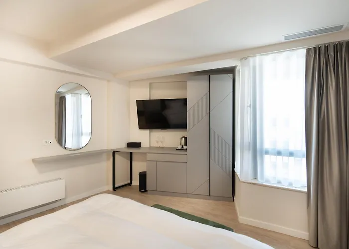 Tomis 11 Hotel Constanţa