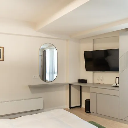 Tomis 11 Hotel 4*