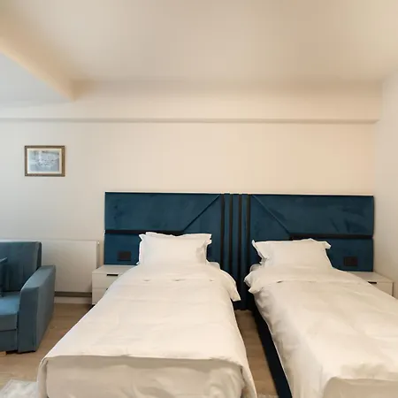 Tomis 11 Hotel